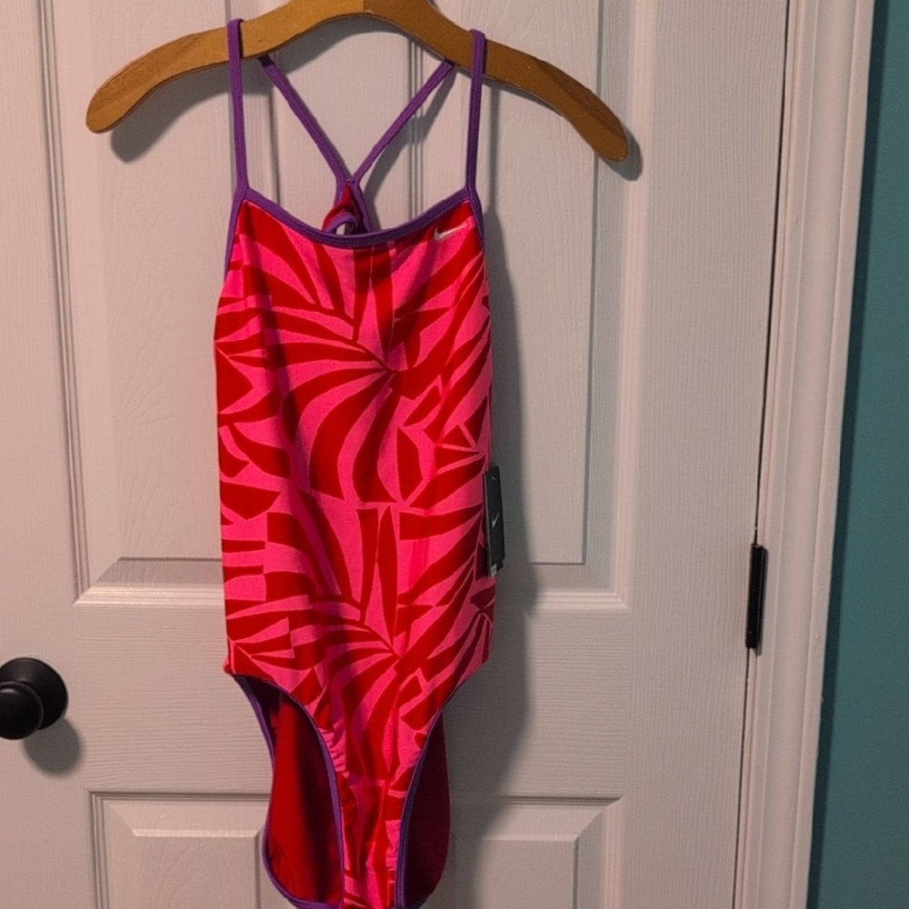 New Nike Women's Reversible Swimsuit 36/Women's 10